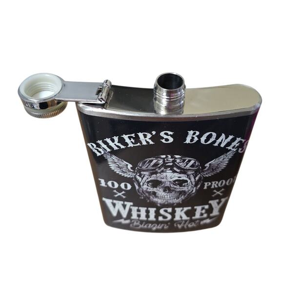 Biker Skull Flask 8oz Stainless Steel Motorcycle Hip Liquor Flask Gift for Men - Picture 3 of 4